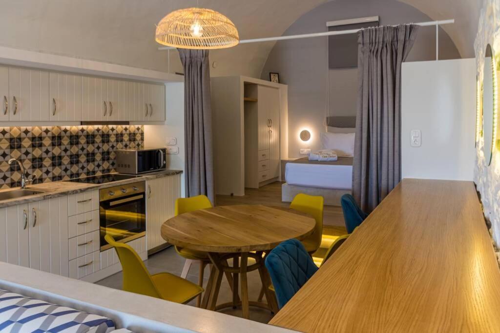 Casa Tholari Al Mare Villa Pera Gyalos Eksteriør billede