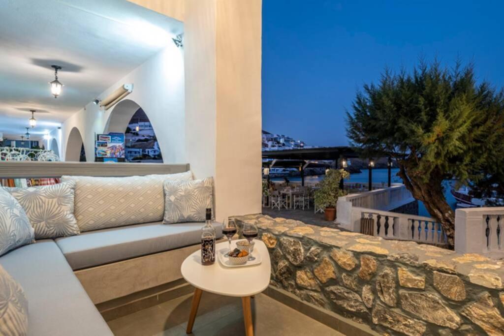 Casa Tholari Al Mare Villa Pera Gyalos Eksteriør billede