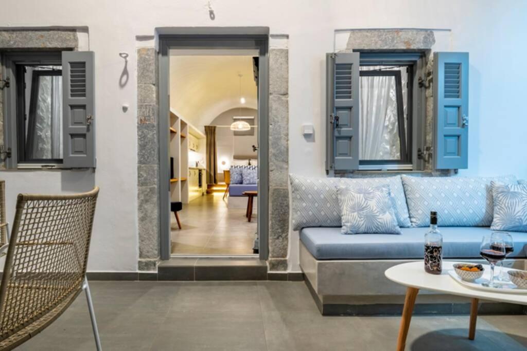 Casa Tholari Al Mare Villa Pera Gyalos Eksteriør billede
